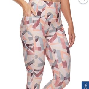 NWT Xersion Gym Leggings Geometric Workout Athletic Stretchy Pocket Sport